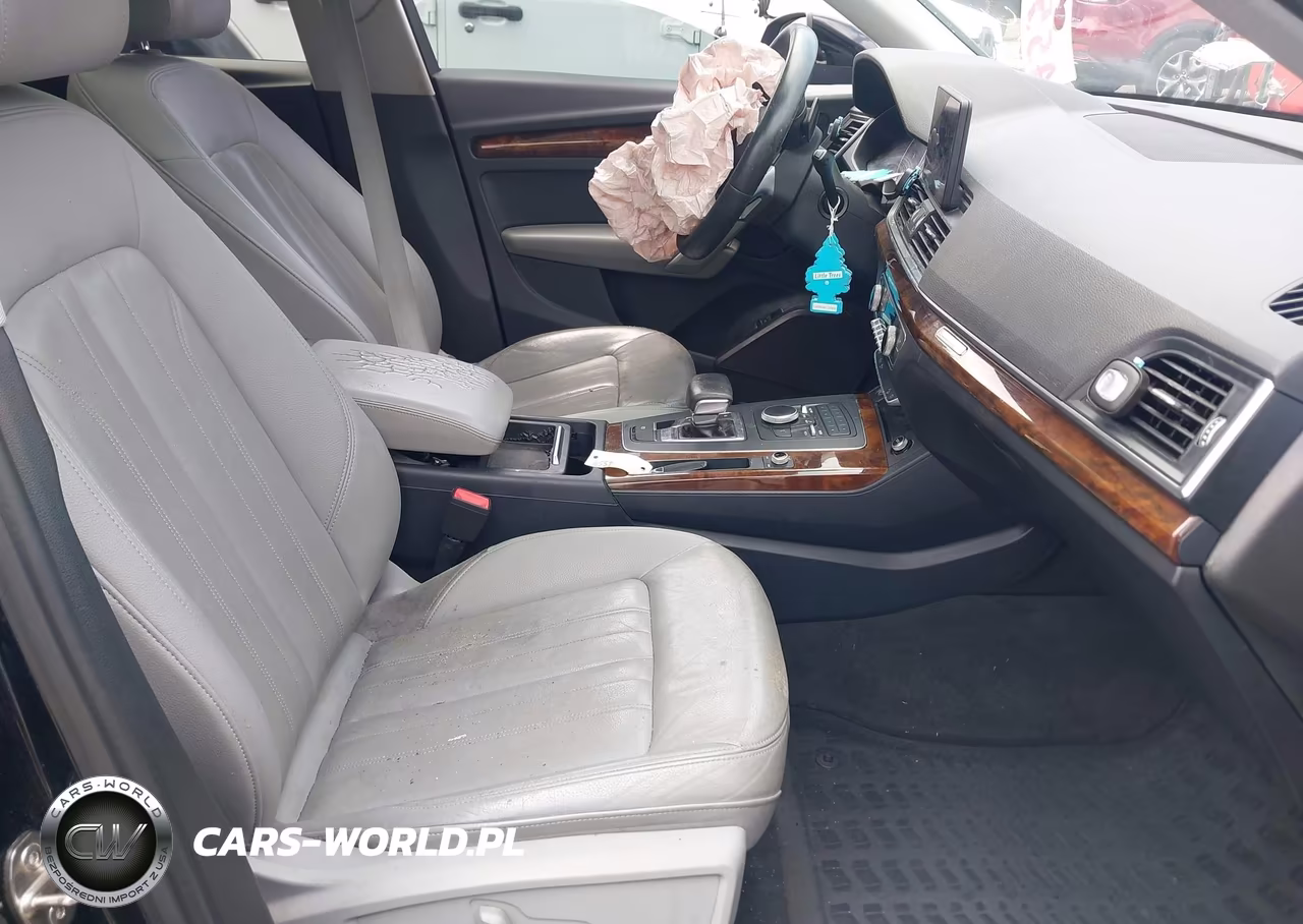 2018 Audi Q5 2.0T Premium-2.0T Tech Premium VIN:WA1ANAFY3J2067085 - 5