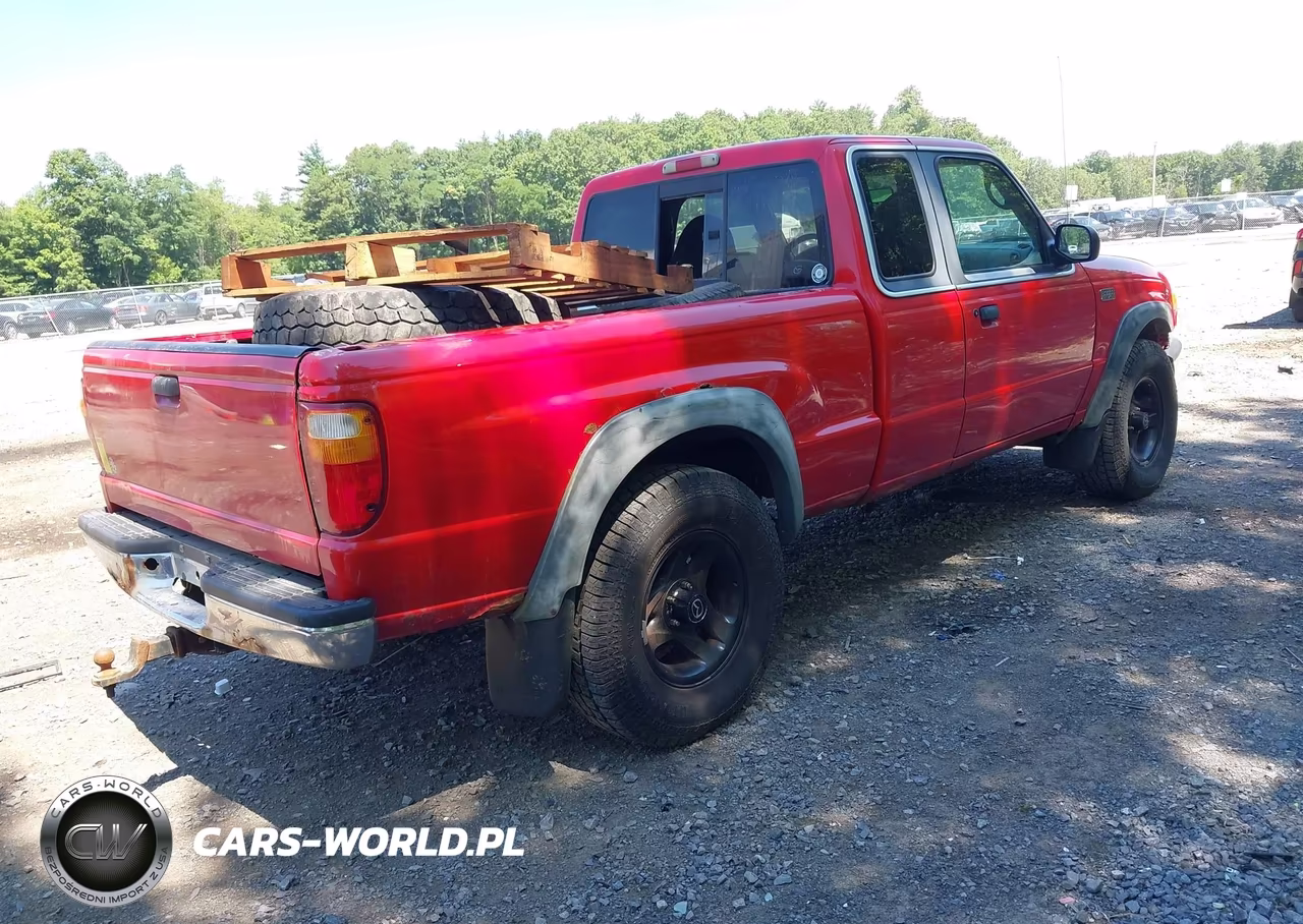 2002 Mazda B3000 VIN:4F4ZR17U92TM16052 - 4