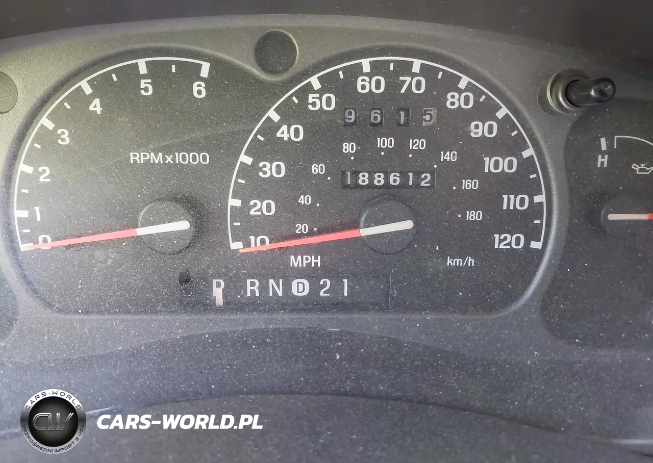 2002 Mazda B3000 VIN:4F4ZR17U92TM16052 - 7