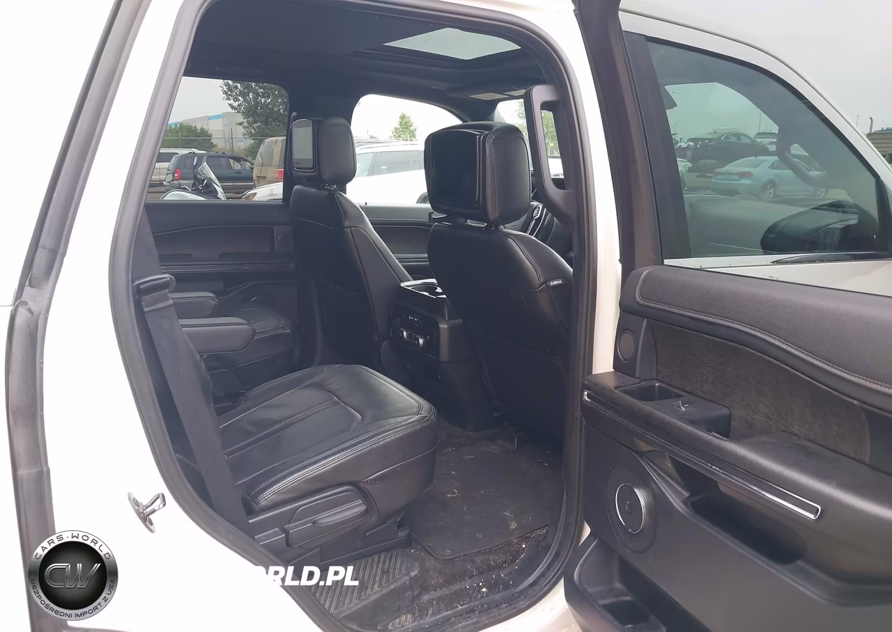 2018 Ford Expedition Limited VIN:1FMJU2AT4JEA56455 - 8