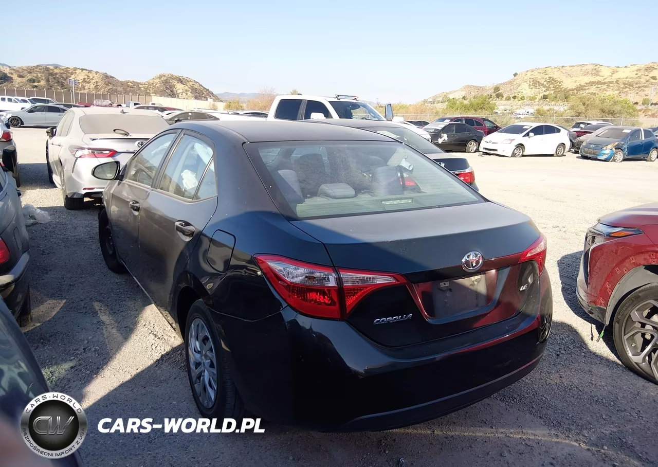2017 Toyota Corolla Le VIN:5YFBURHE4HP631109 - 14