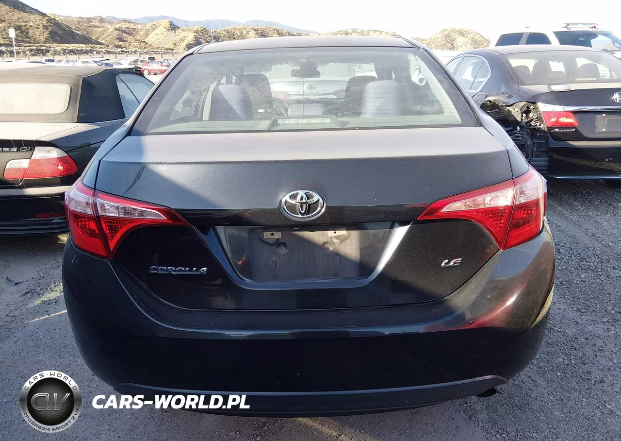 2017 Toyota Corolla Le VIN:5YFBURHE4HP631109 - 16