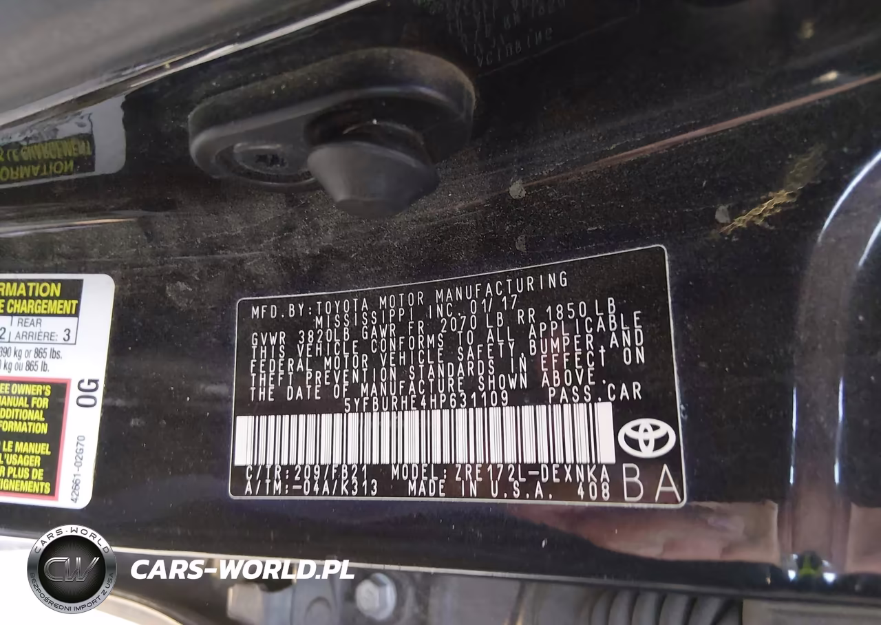 2017 Toyota Corolla Le VIN:5YFBURHE4HP631109 - 9