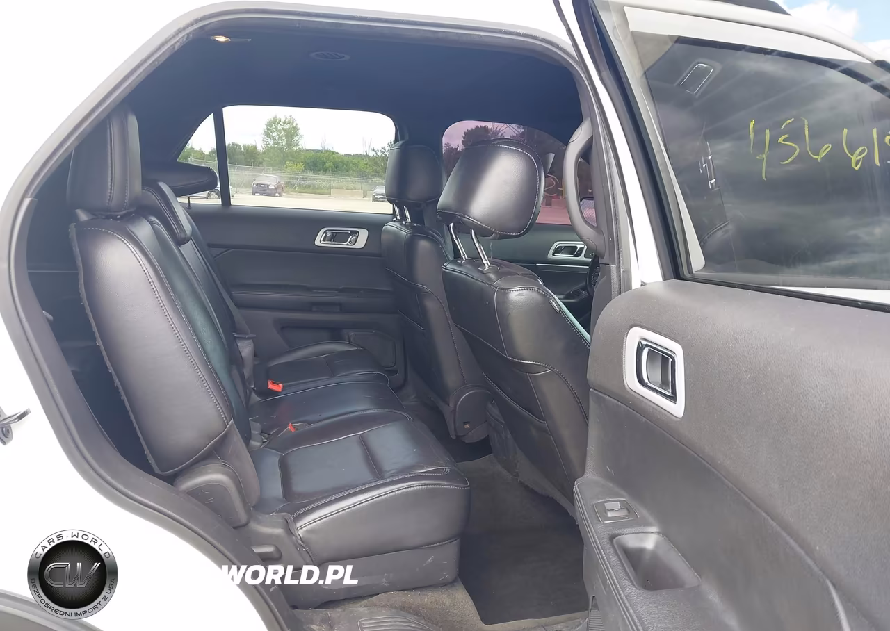 2011 Ford Explorer Xlt VIN:1FMHK8D86BGA50256 - 8