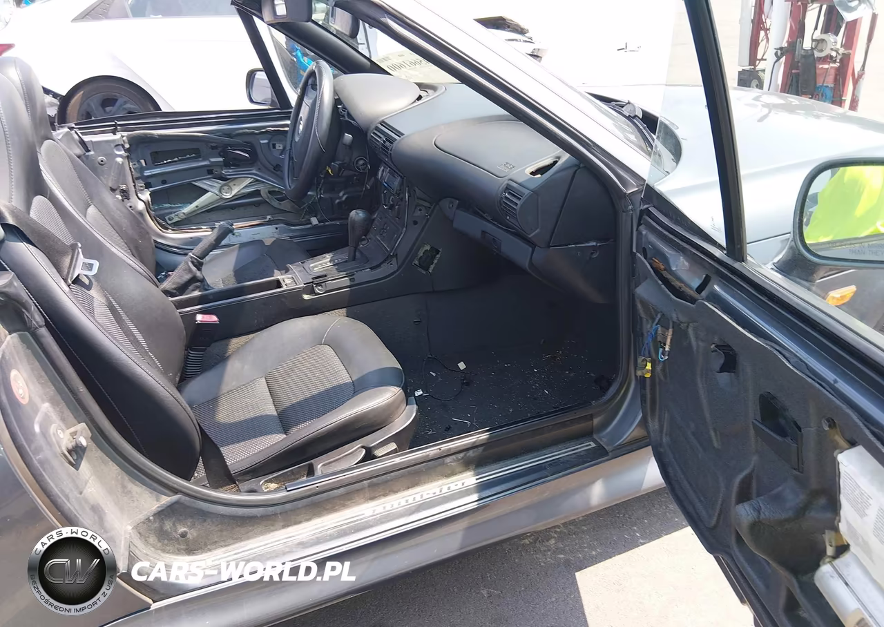 1999 BMW Z3 2.3 VIN:4USCH9338XLG00738 - 5