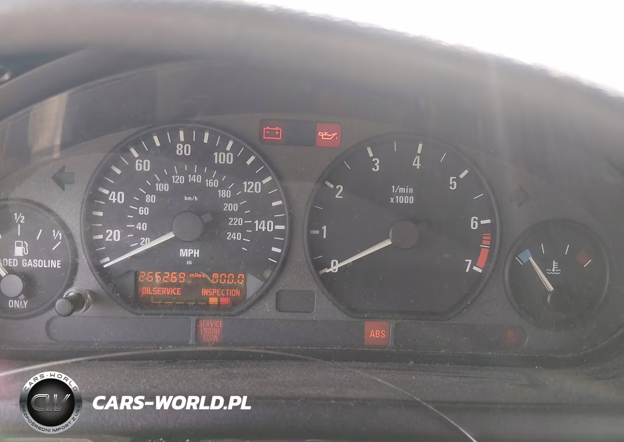 1999 BMW Z3 2.3 VIN:4USCH9338XLG00738 - 7