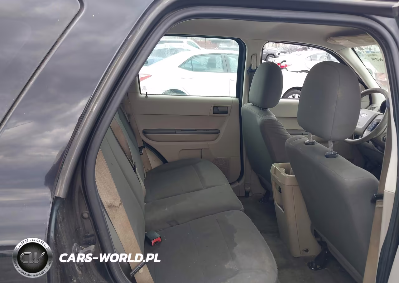 2012 Ford Escape Xls VIN:1FMCU0C73CKA58585 - 8
