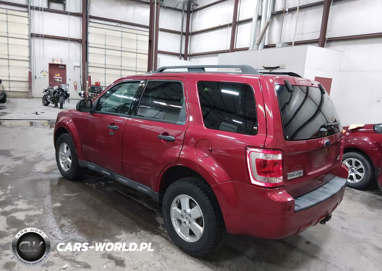 2012 Ford Escape Xlt VIN:1FMCU9DG6CKB69845 - 3