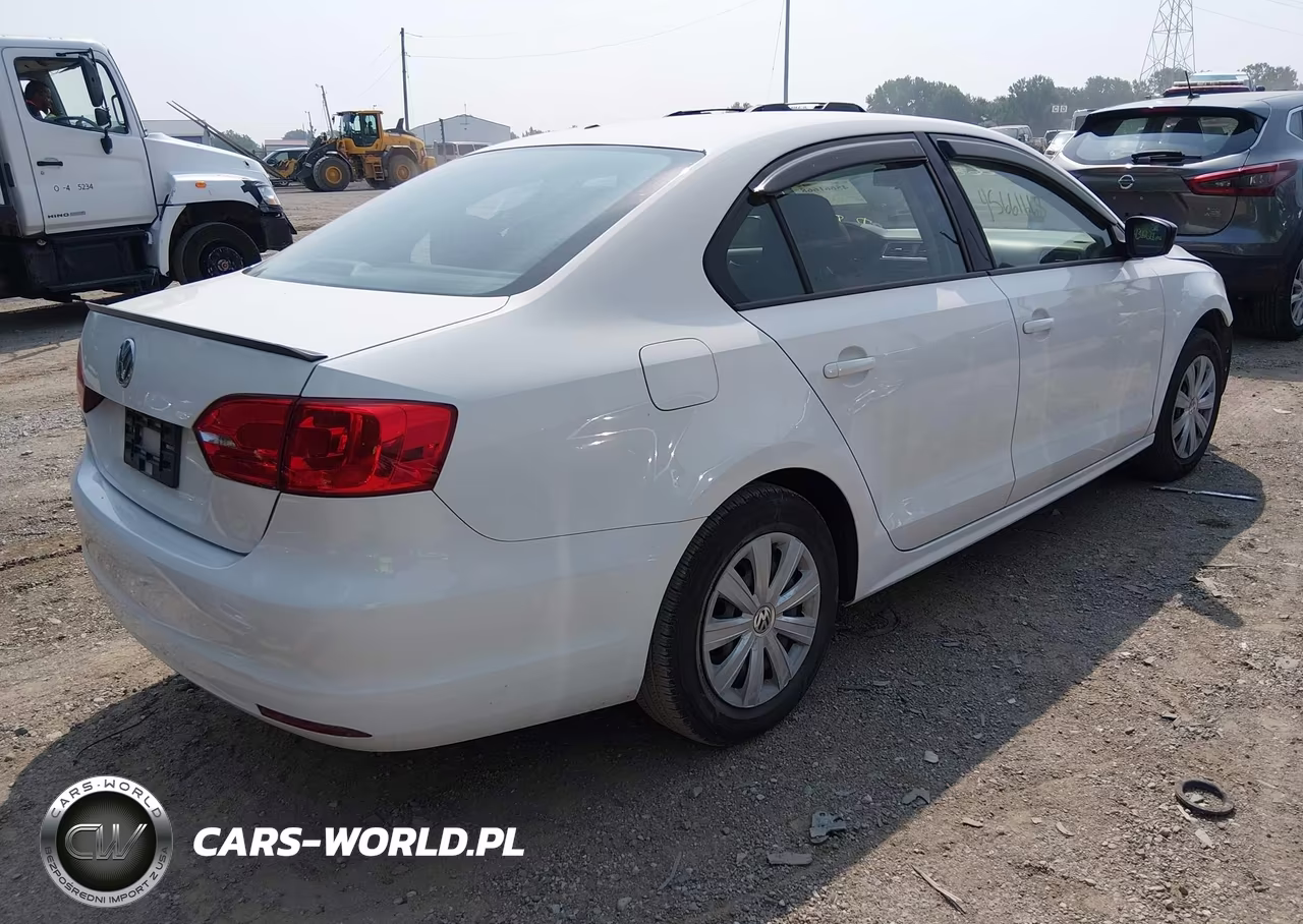 2013 Volkswagen Jetta 2.0L S VIN:3VW1K7AJXDM307321 - 4