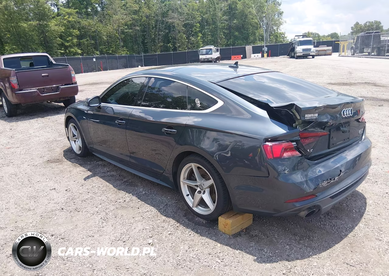 2018 Audi A5 2.0T Premium VIN:WAUENCF56JA019656 - 3