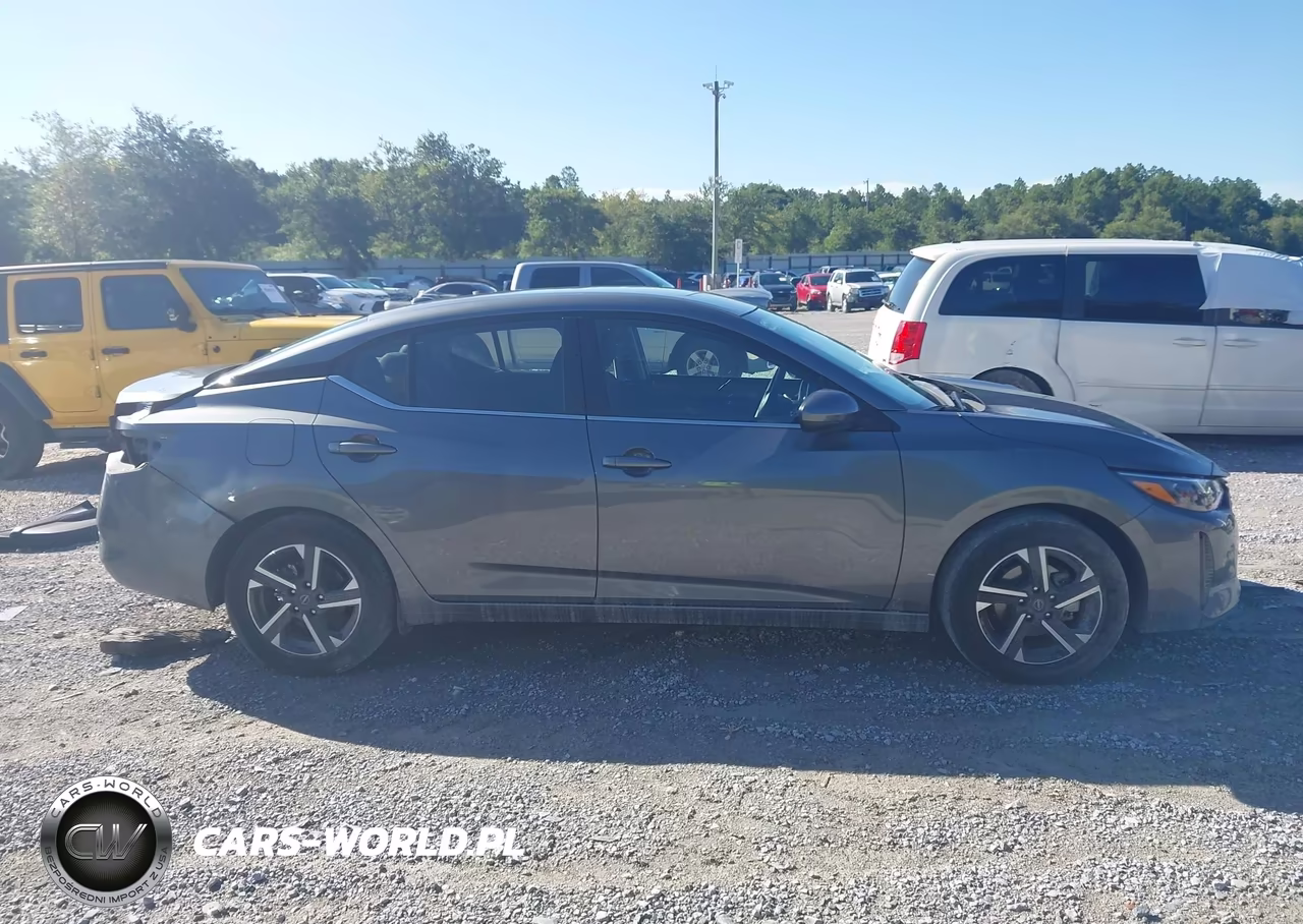2025 Nissan Sentra Sv VIN:3N1AB8CV3SY304150 - 14
