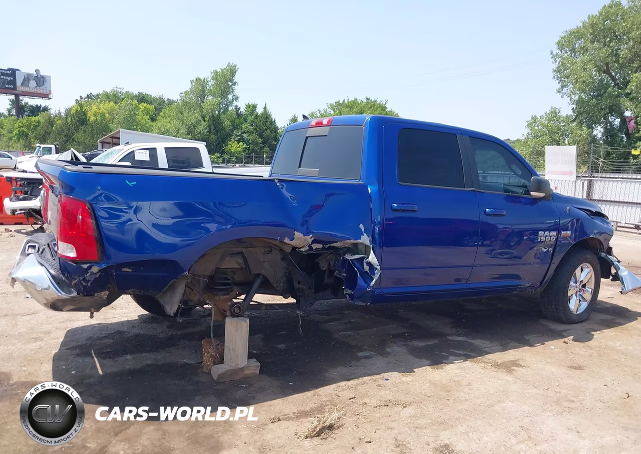 2019 Ram 1500 Classic Big Horn 4X2 6'4 Box VIN:1C6RR6TT7KS694531 - 14