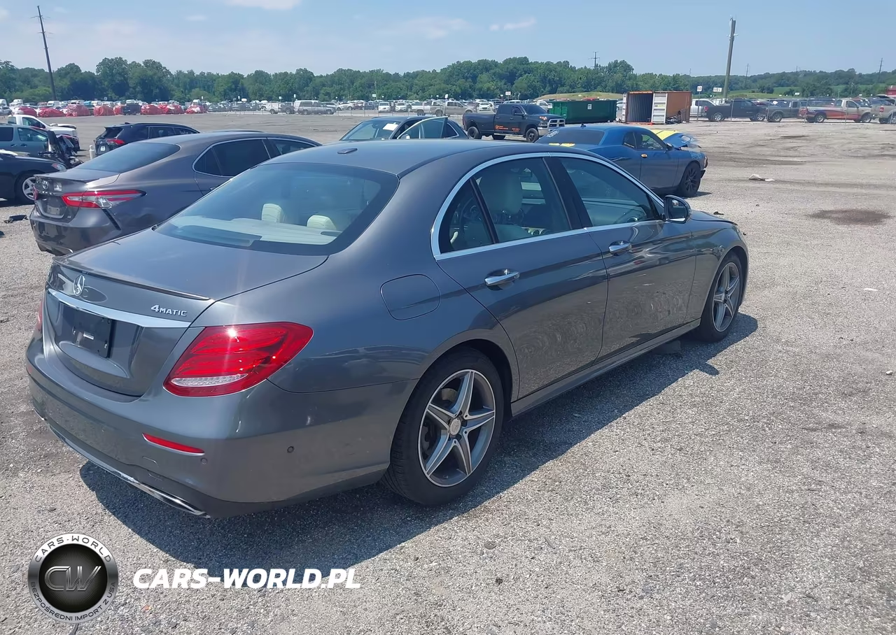 2017 Mercedes-Benz E 300 4Matic VIN:WDDZF4KBXHA029920 - 4