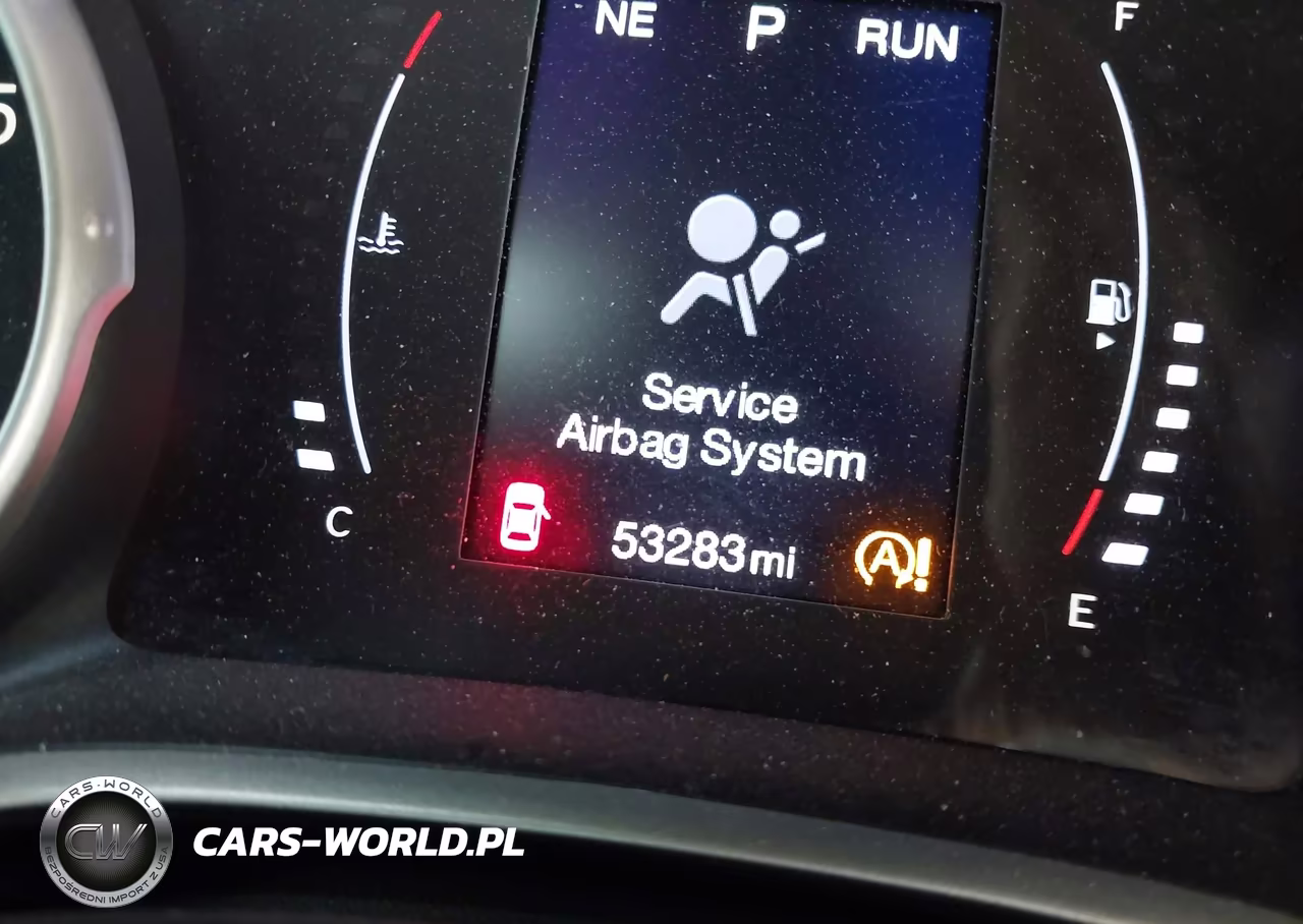 2018 Jeep Compass Latitude 4X4 VIN:3C4NJDBB6JT413912 - 15