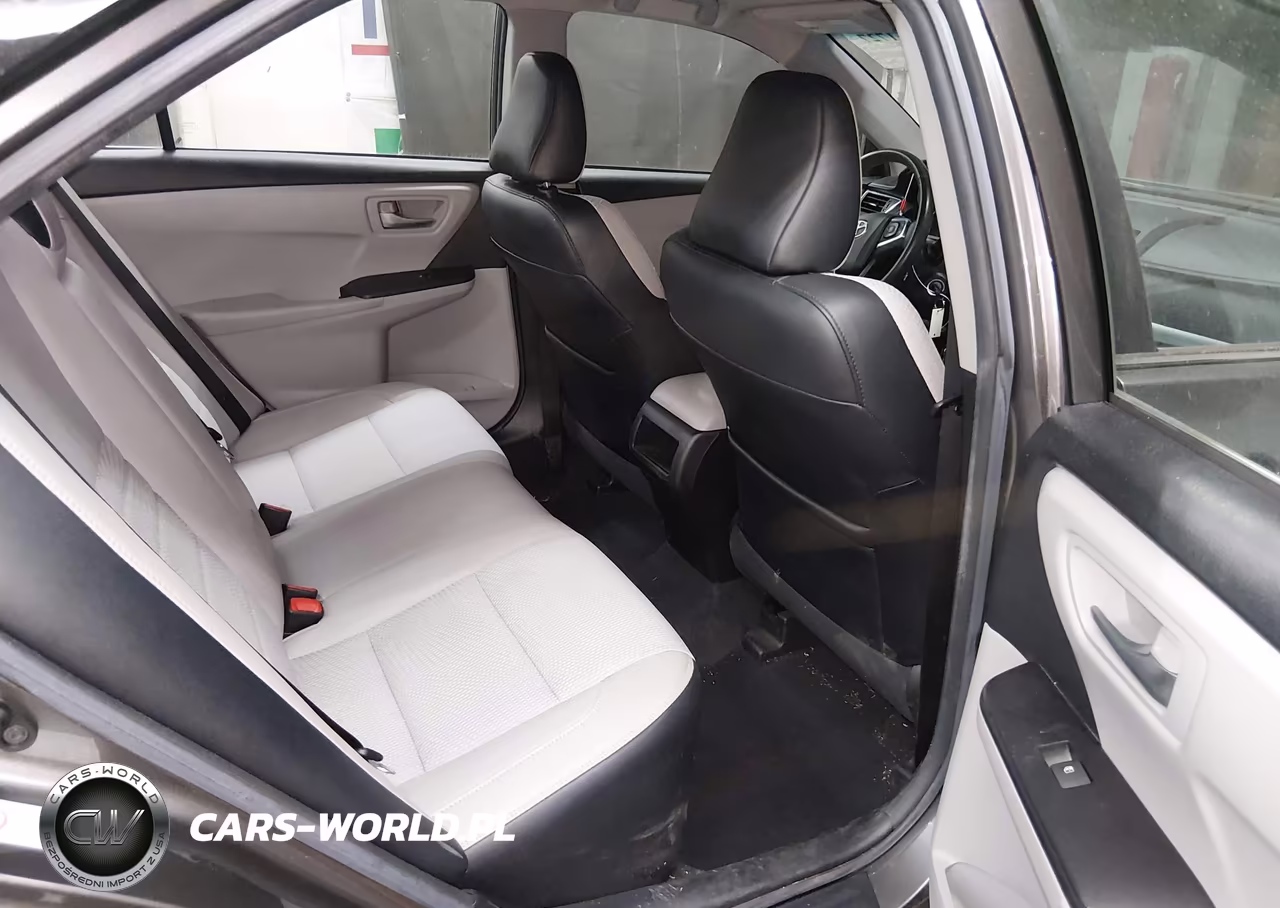 2017 Toyota Camry Se VIN:4T1BF1FK2HU620466 - 8