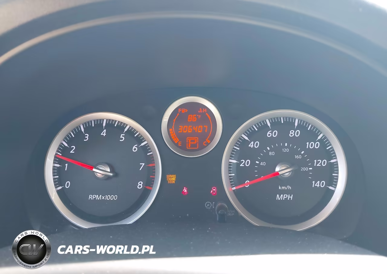 2011 Nissan Sentra 2.0S VIN:3N1AB6AP4BL694228 - 7