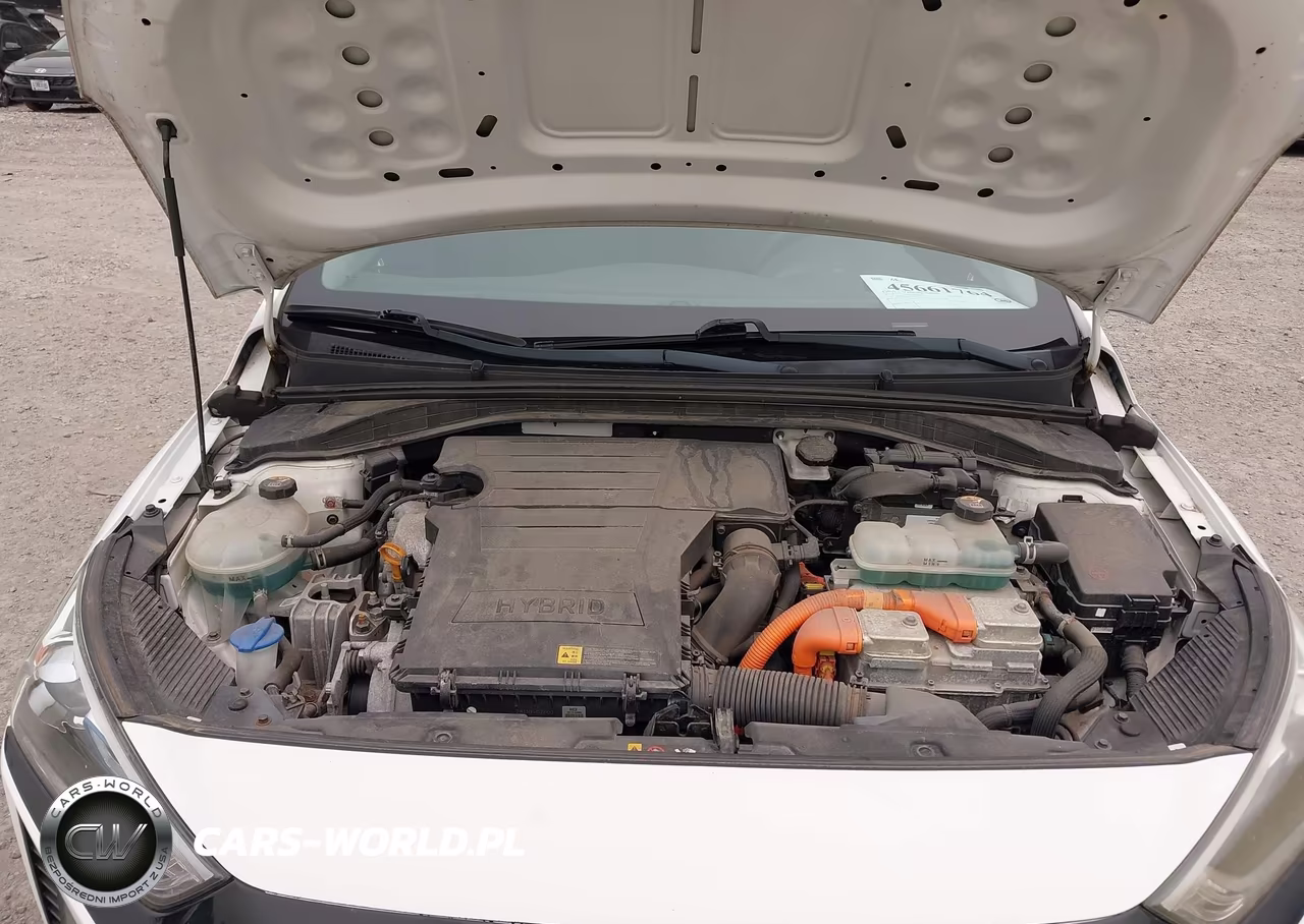 2018 Hyundai Ioniq Hybrid Blue VIN:KMHC65LC4JU075837 - 10