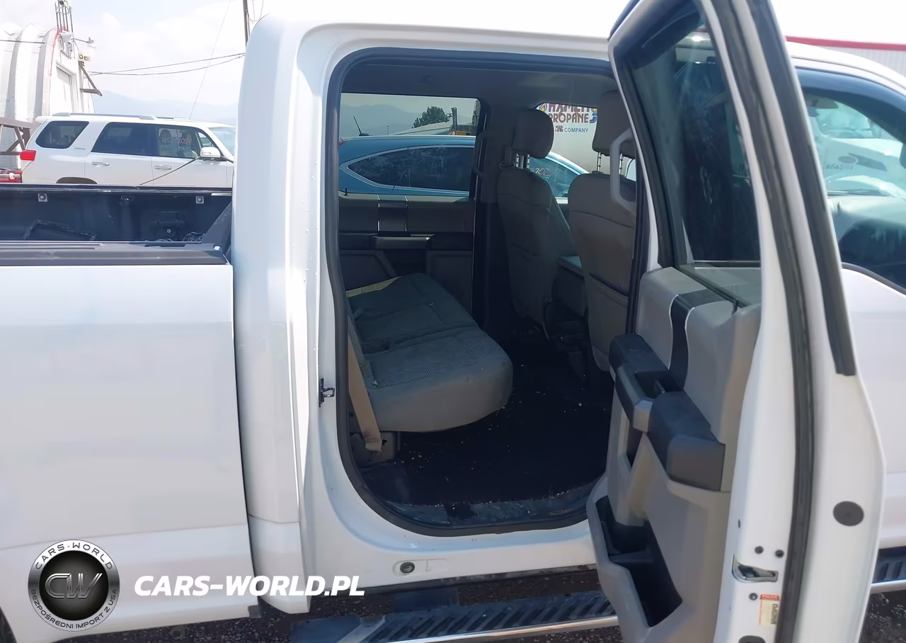 2016 Ford F-150 Xlt VIN:1FTFW1EG6GFC76744 - 8