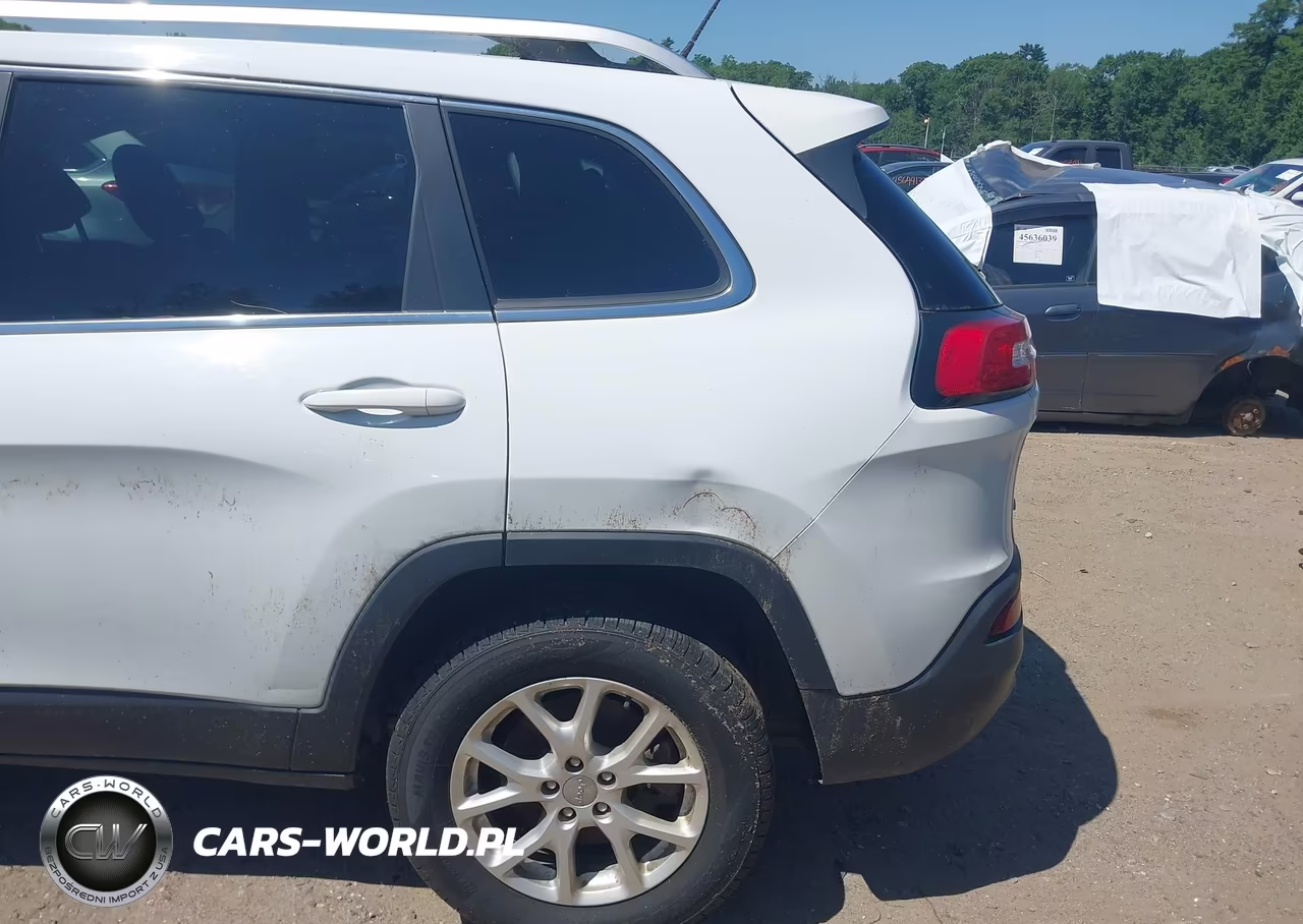 2014 Jeep Cherokee Latitude VIN:1C4PJMCB9EW169910 - 6