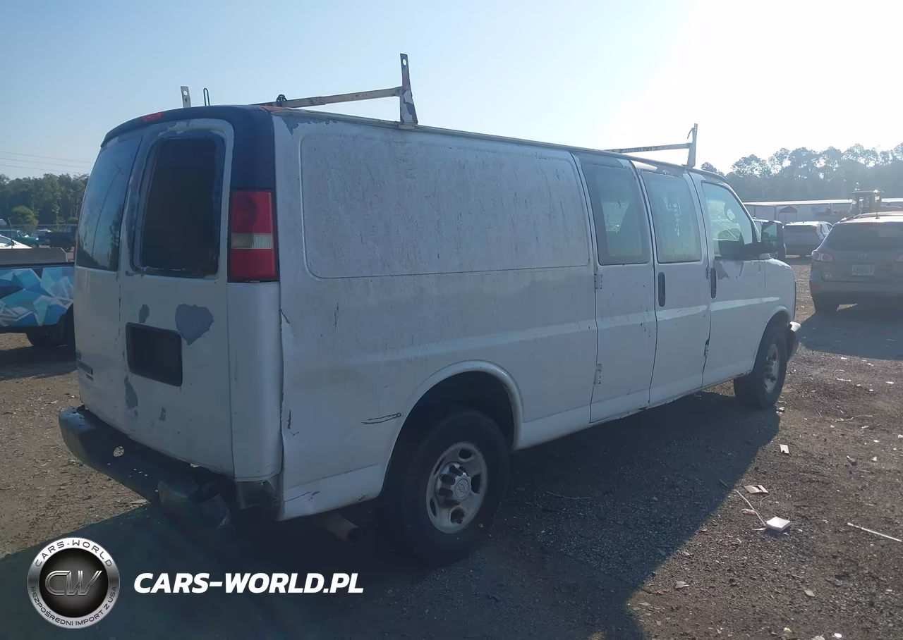 2012 Chevrolet Express 2500 Work Van VIN:1GCWGGCA2C1100778 - 4