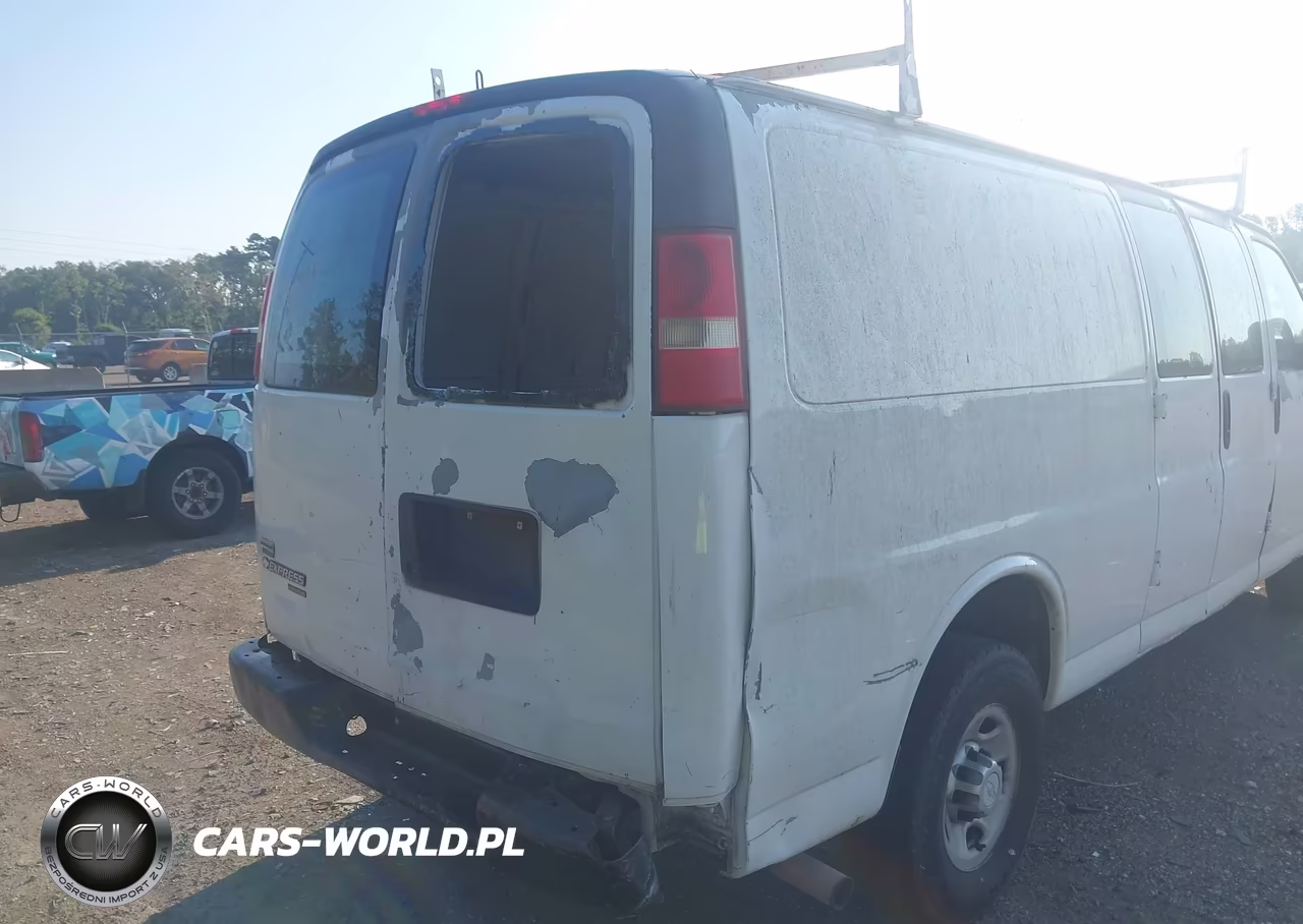 2012 Chevrolet Express 2500 Work Van VIN:1GCWGGCA2C1100778 - 6
