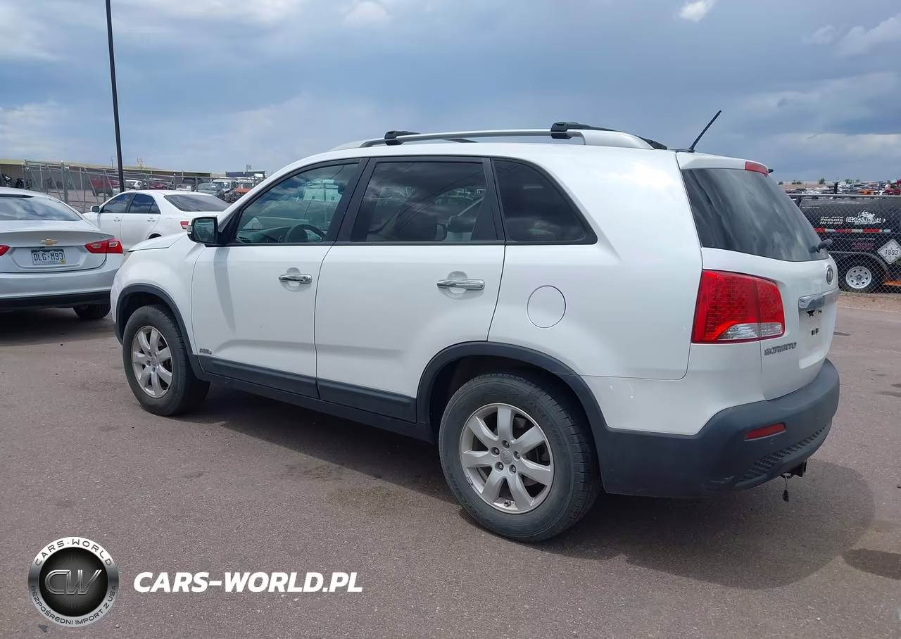 2012 Kia Sorento Lx VIN:5XYKTDA66CG255180 - 3