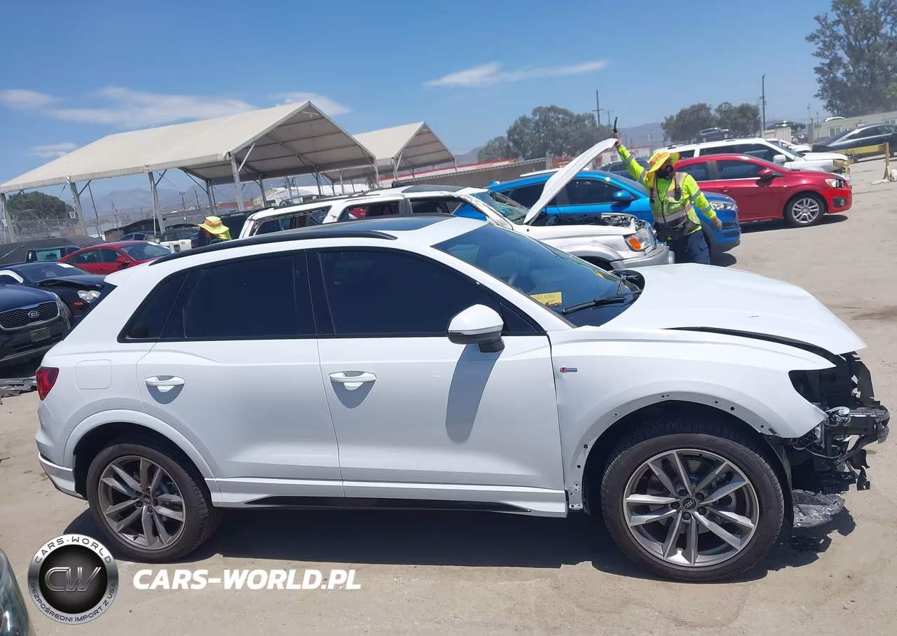 2025 Audi Q3 Premium 45 Tfsi S Line Quattro Tiptronic VIN:WA1DECF30S1099495 - 14