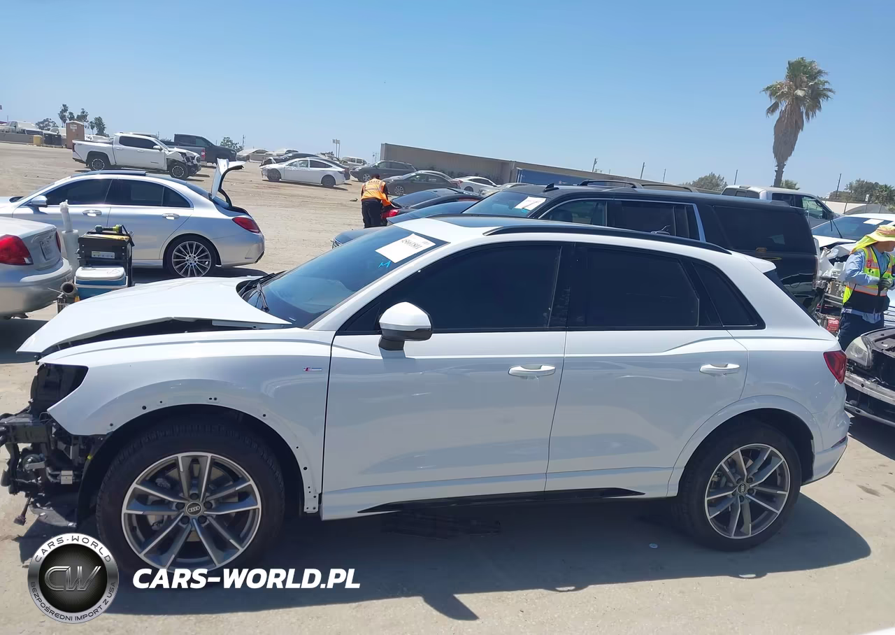 2025 Audi Q3 Premium 45 Tfsi S Line Quattro Tiptronic VIN:WA1DECF30S1099495 - 15