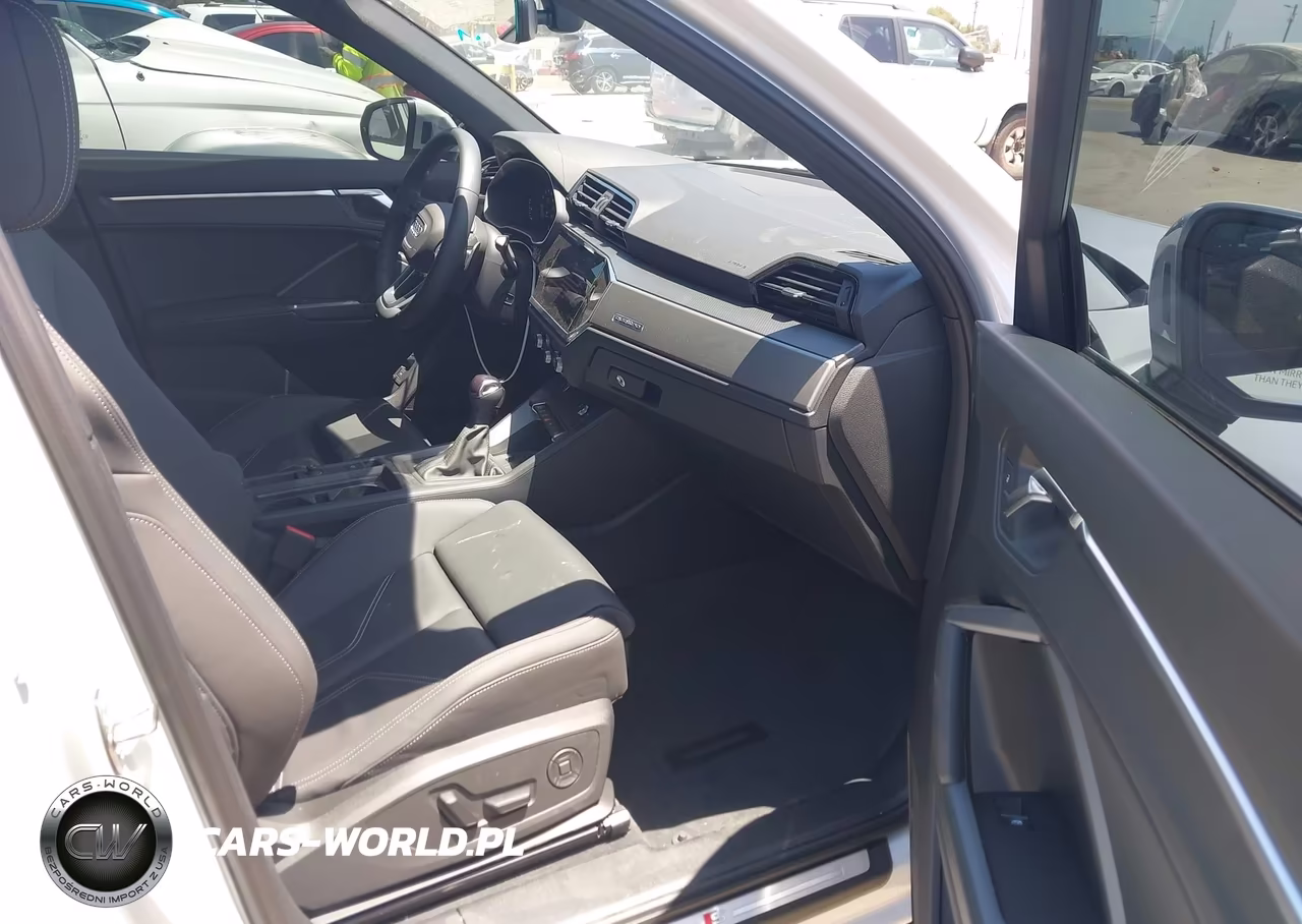 2025 Audi Q3 Premium 45 Tfsi S Line Quattro Tiptronic VIN:WA1DECF30S1099495 - 5