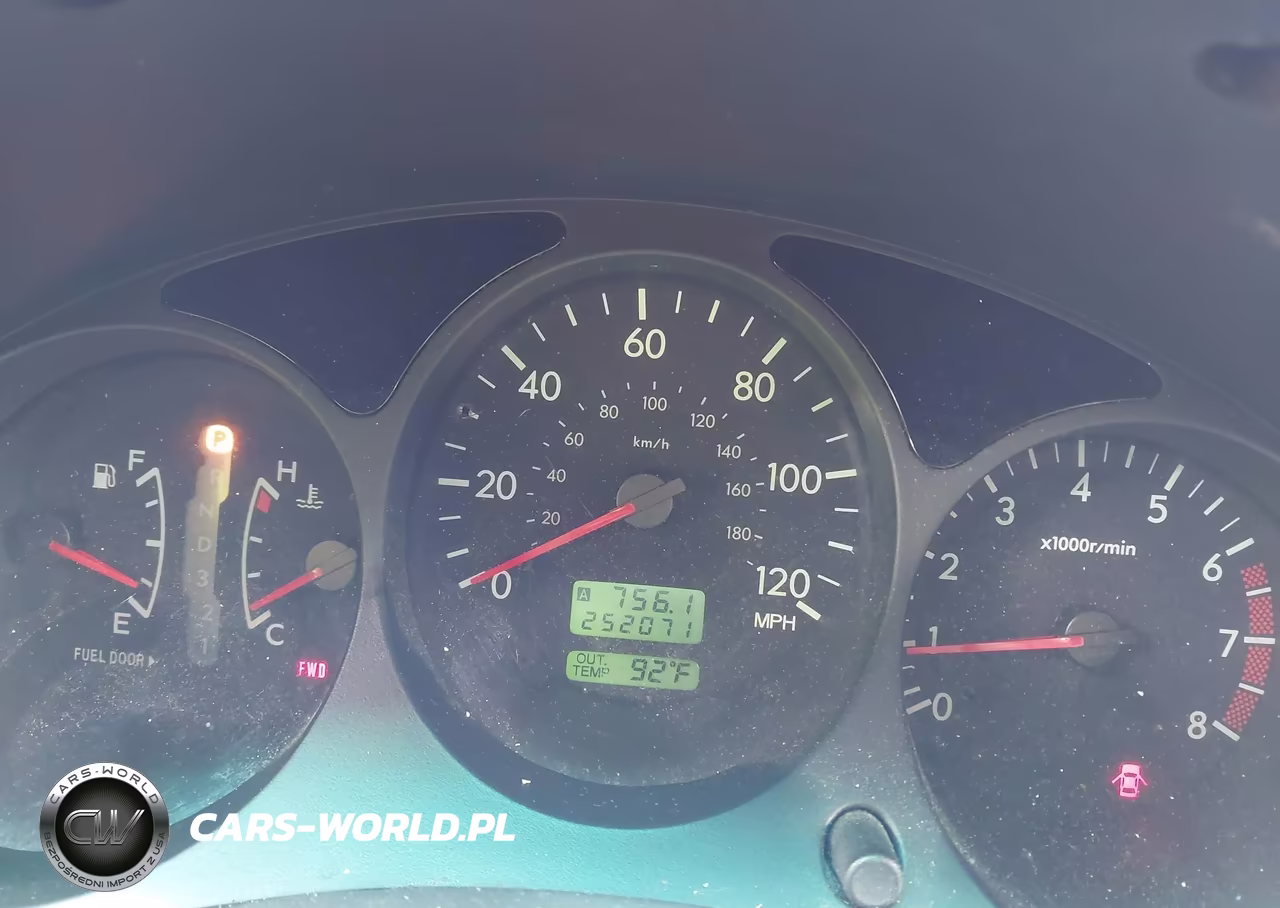 2004 Subaru Forester 2.5X VIN:JF1SG63604H729104 - 7