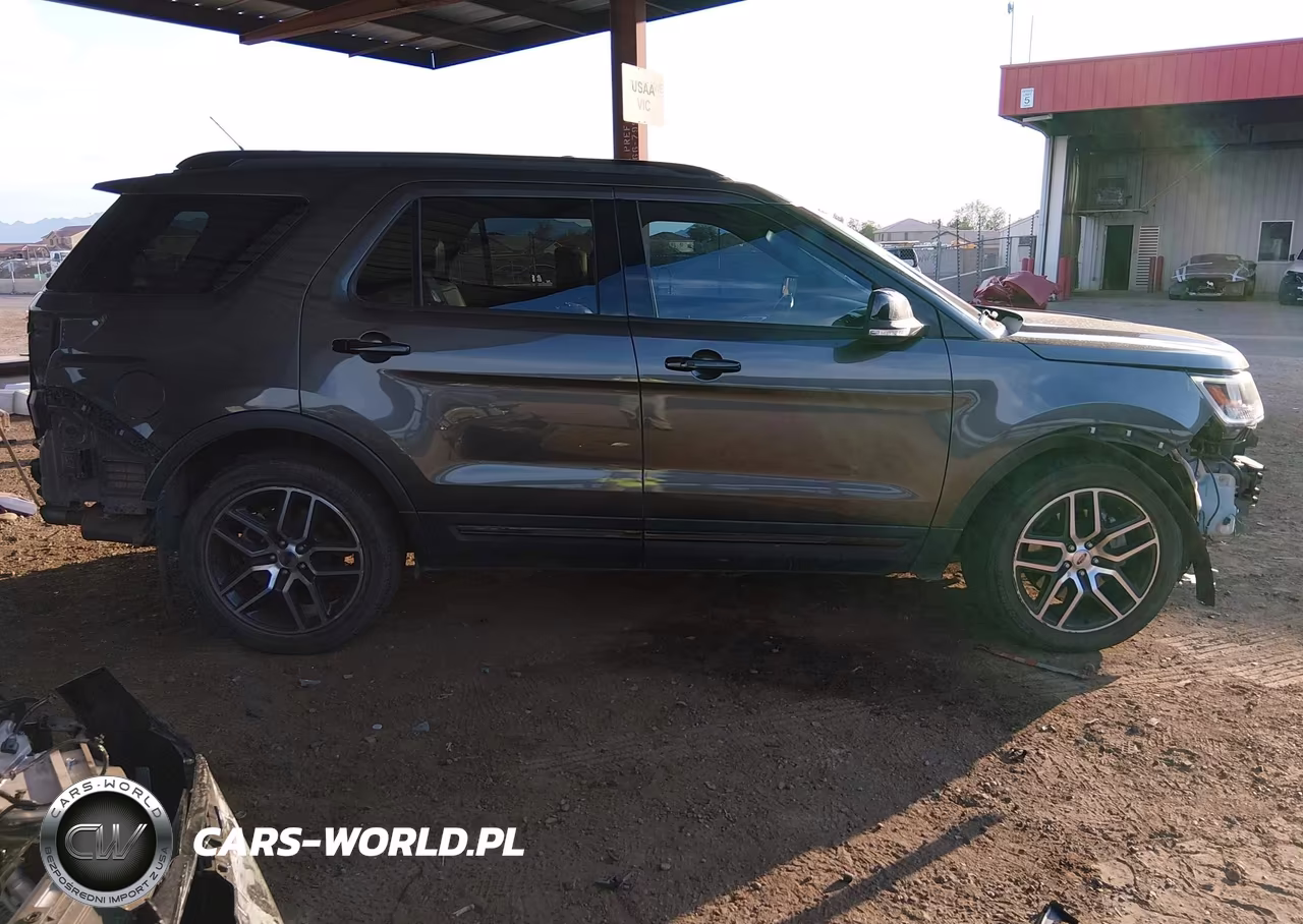 2019 Ford Explorer Sport VIN:1FM5K8GT6KGB53969 - 14