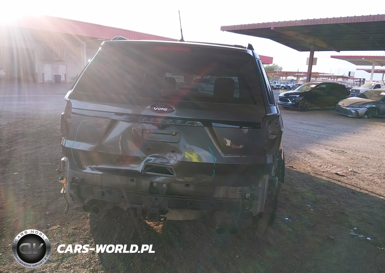 2019 Ford Explorer Sport VIN:1FM5K8GT6KGB53969 - 17