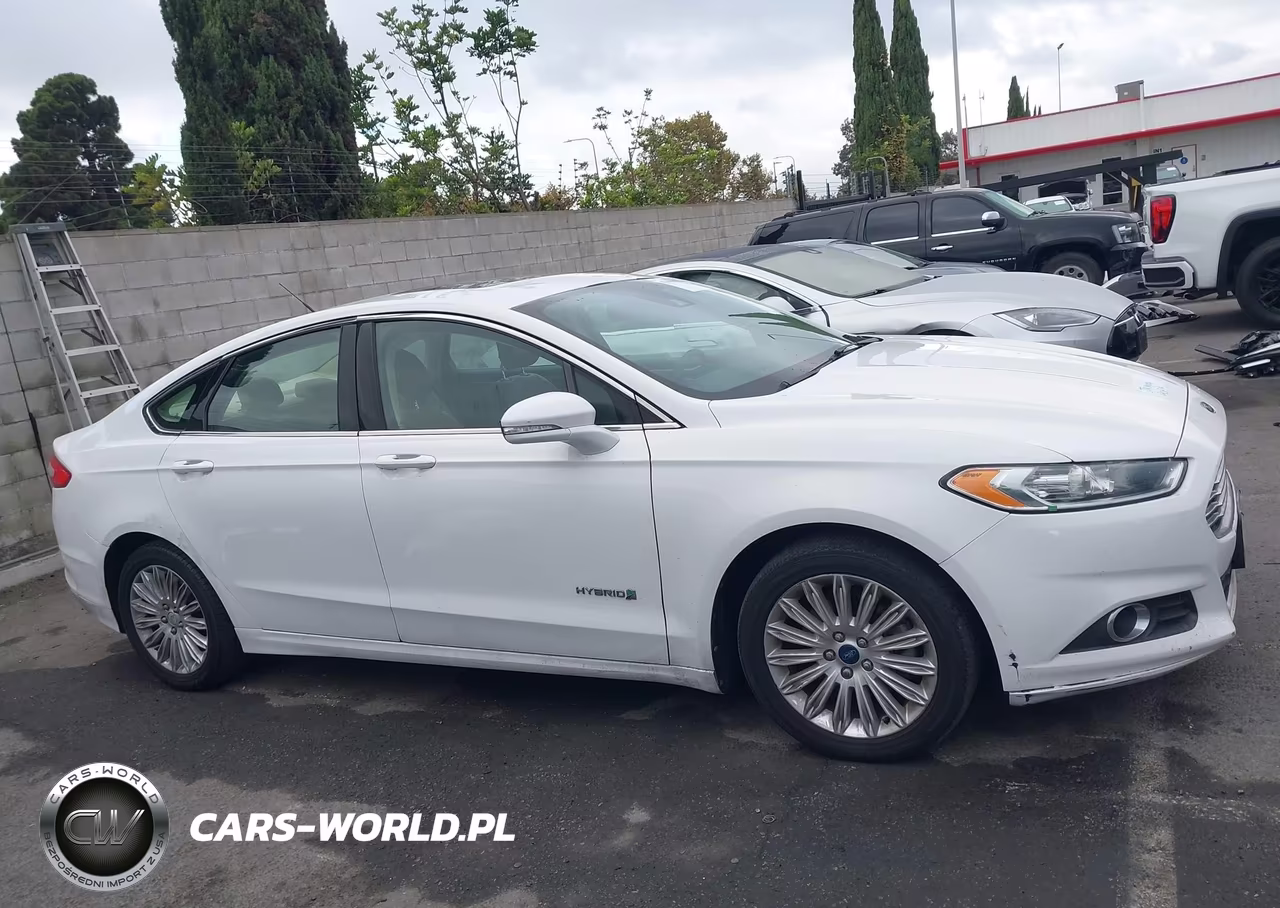 2013 Ford Fusion Hybrid Se VIN:3FA6P0LU8DR128941 - 12