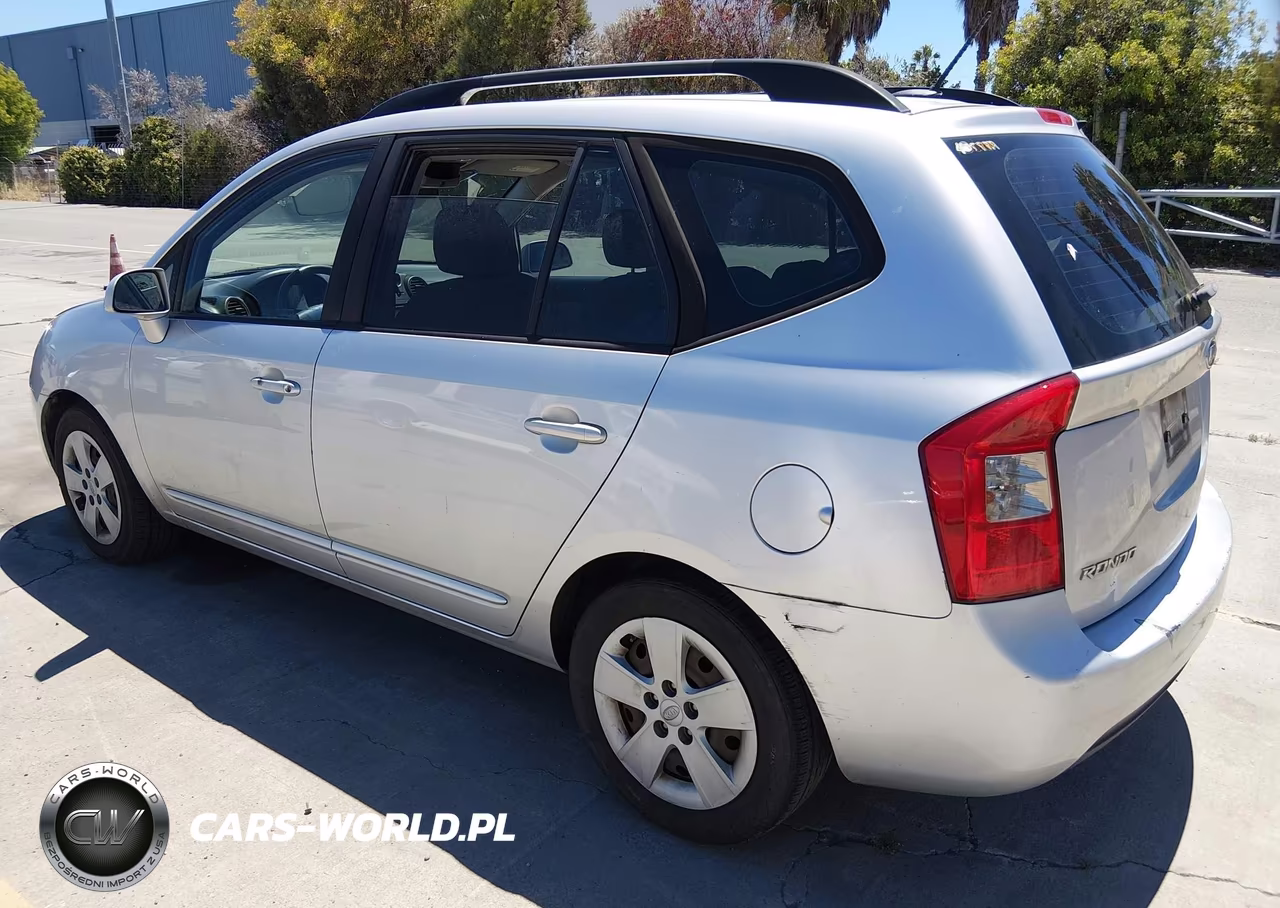 2009 Kia Rondo Lx VIN:KNAFG528097266299 - 3