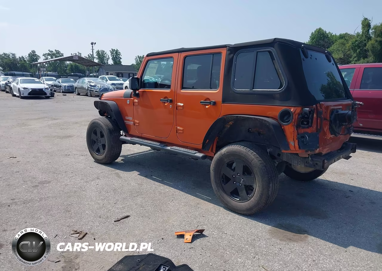 2011 Jeep Wrangler Unlimited Sport VIN:1J4BA3H1XBL581250 - 3
