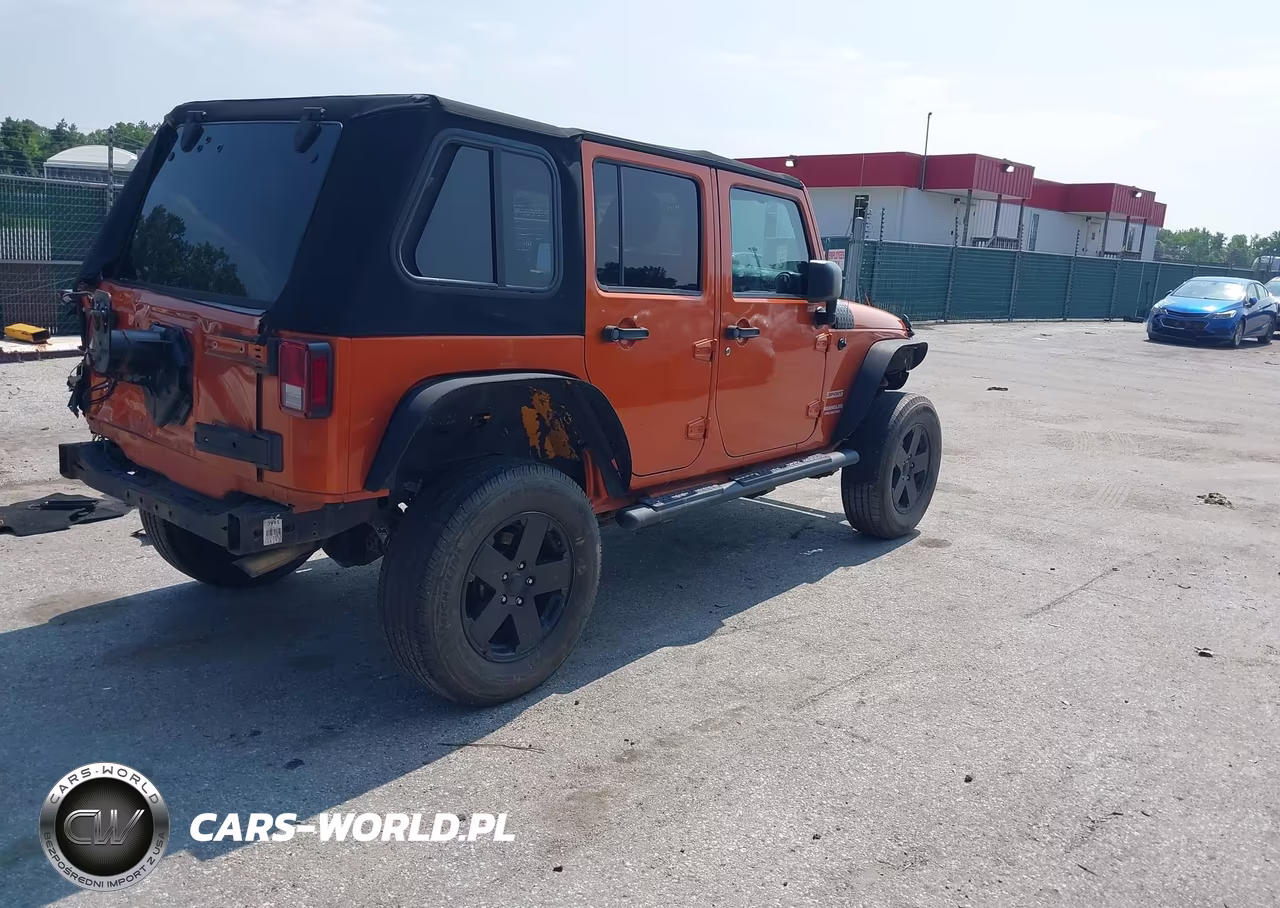 2011 Jeep Wrangler Unlimited Sport VIN:1J4BA3H1XBL581250 - 4