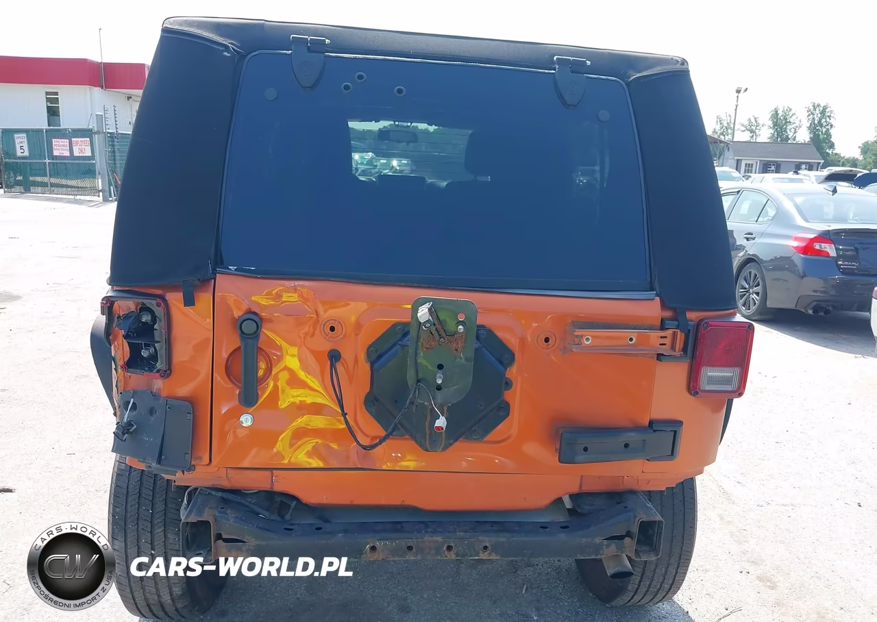 2011 Jeep Wrangler Unlimited Sport VIN:1J4BA3H1XBL581250 - 6