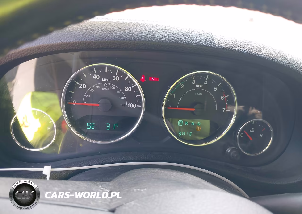 2011 Jeep Wrangler Unlimited Sport VIN:1J4BA3H1XBL581250 - 7