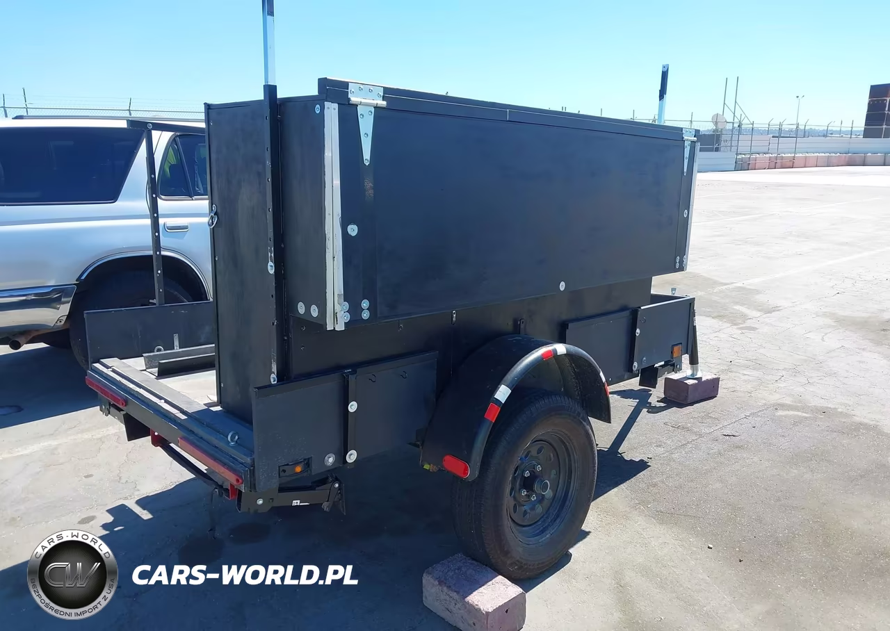 2022 Utilimaster Step Van VIN:L4WC1H818NA379593 - 4