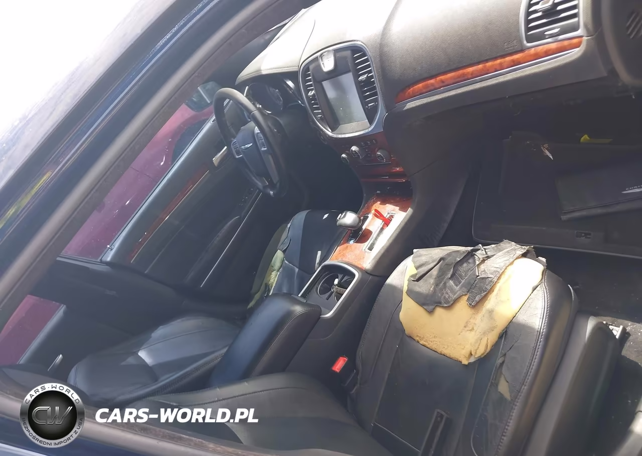 2014 Chrysler 300 VIN:2C3CCAAG0EH181081 - 5