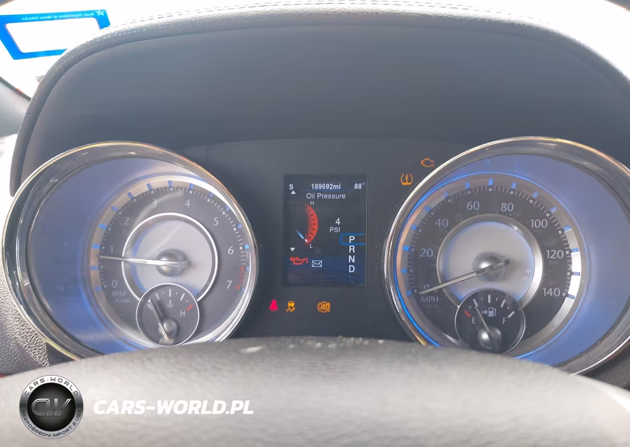 2014 Chrysler 300 VIN:2C3CCAAG0EH181081 - 7