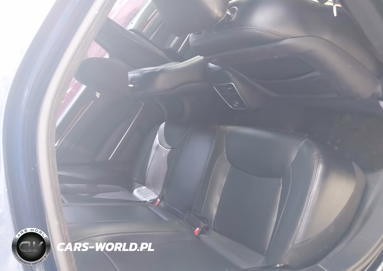 2014 Chrysler 300 VIN:2C3CCAAG0EH181081 - 8