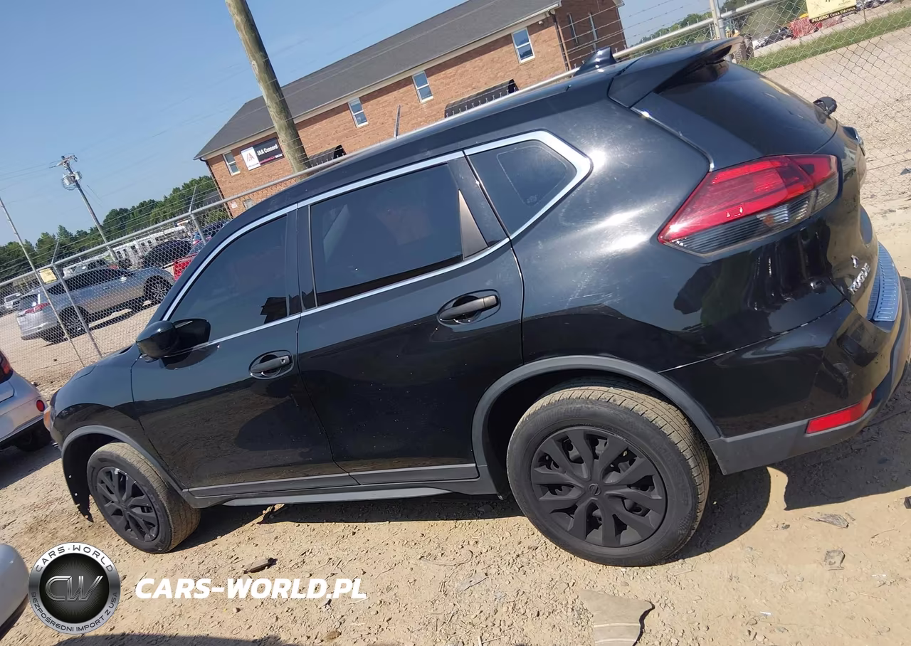 2017 Nissan Rogue S VIN:KNMAT2MV7HP521216 - 15