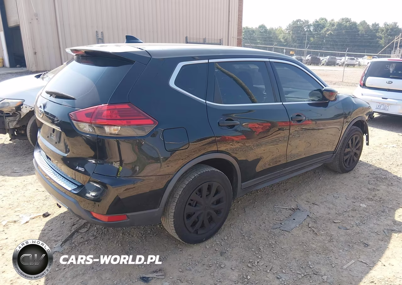 2017 Nissan Rogue S VIN:KNMAT2MV7HP521216 - 4
