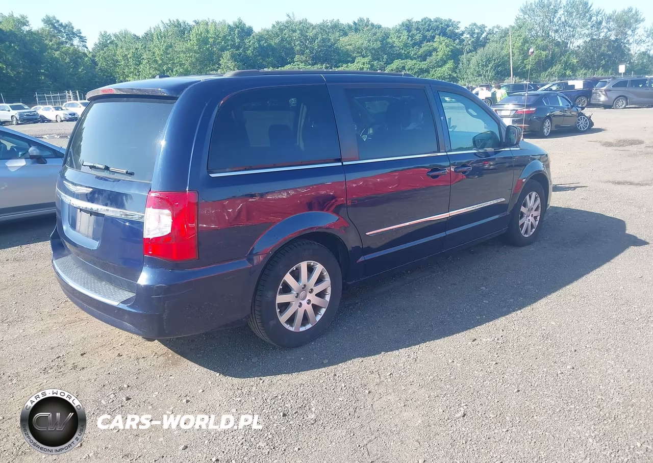 2013 Chrysler Town & Country Touring VIN:2C4RC1BG2DR734701 - 4