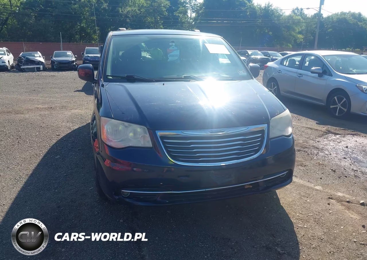 2013 Chrysler Town & Country Touring VIN:2C4RC1BG2DR734701 - 6