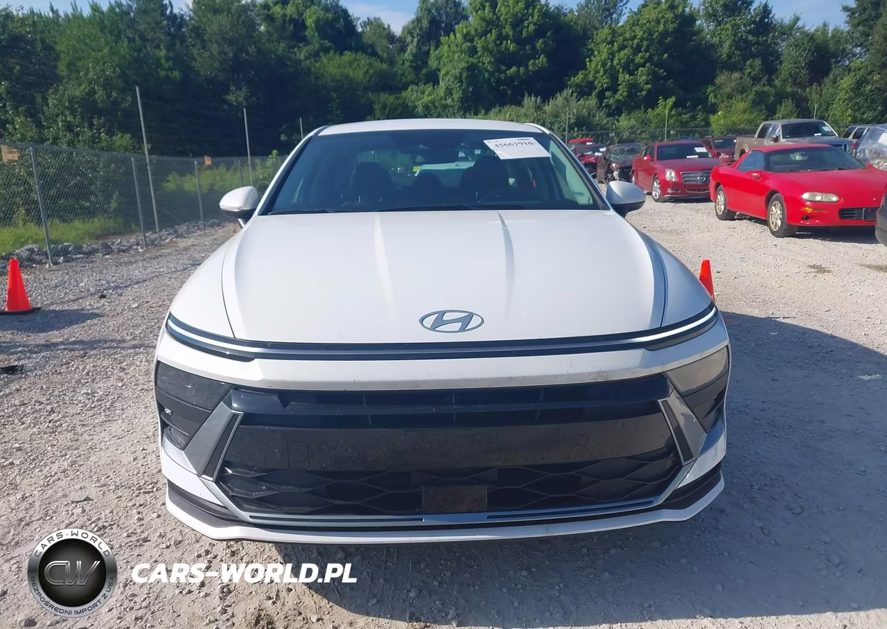 2026 Hyundai Sonata Hybrid Blue VIN:KMHL24JJ6TA168872 - 12