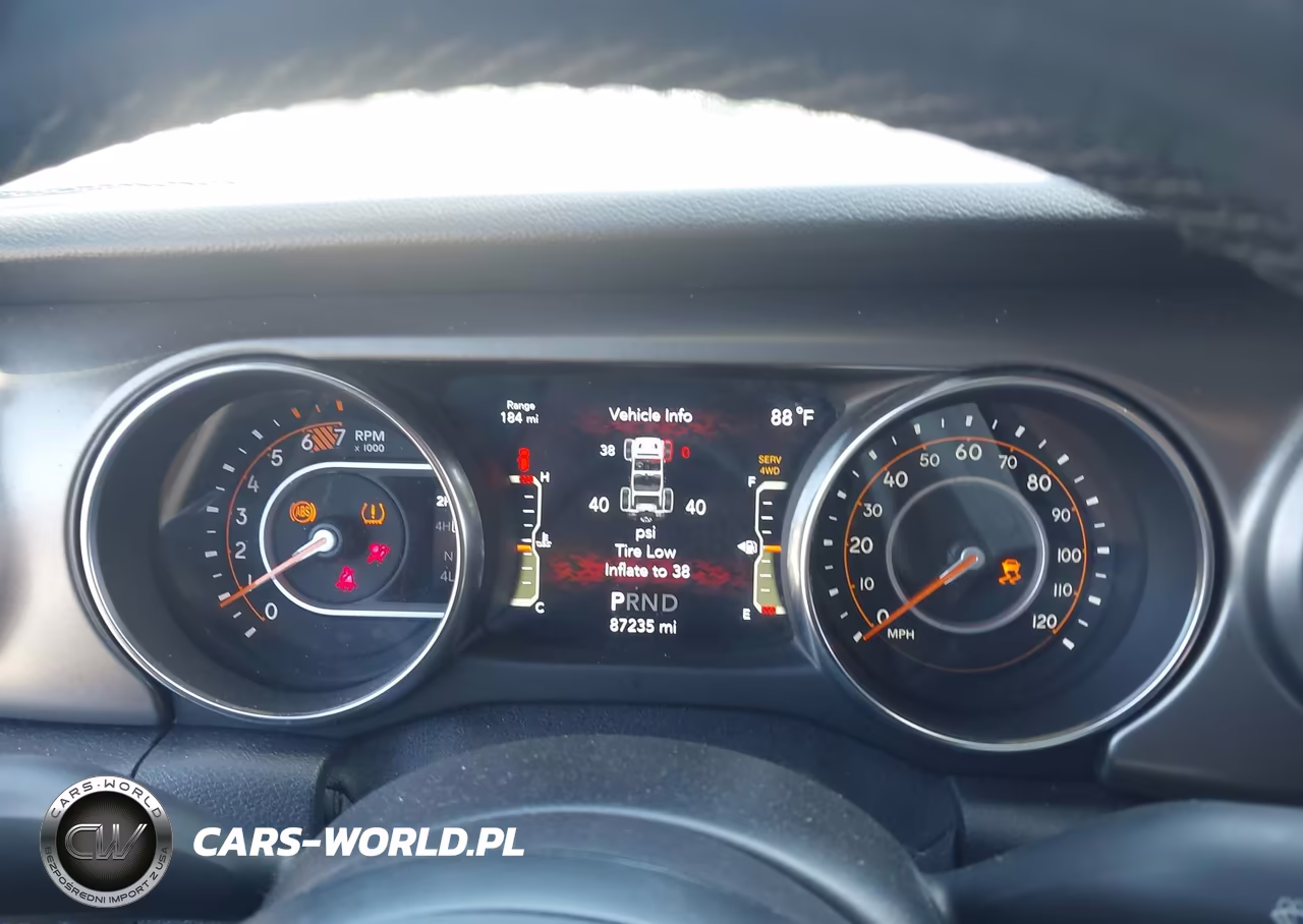 2021 Jeep Wrangler Unlimited Sport S 4X4 VIN:1C4HJXDNXMW611445 - 7