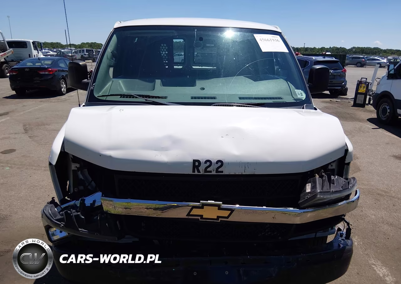 2018 Chevrolet Express 2500 Work Van VIN:1GCWGAFG1J1910400 - 12