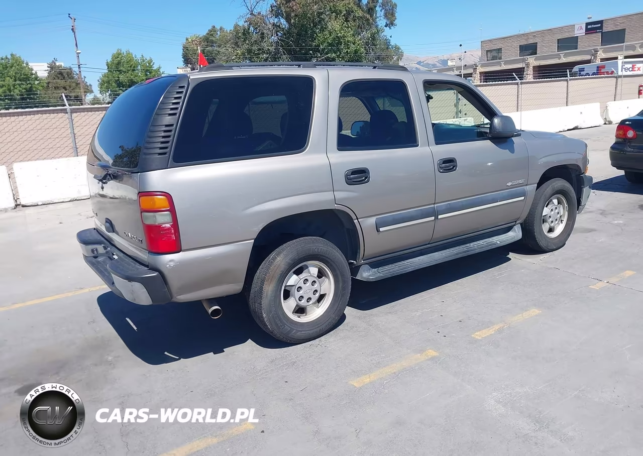 2003 Chevrolet Tahoe Ls VIN:1GNEC13V63J195229 - 4